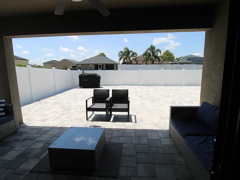 600 Swallowtail Dr — Photo 25