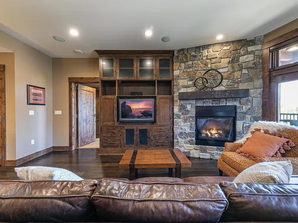 970 Northstar Dr #306, Truckee, CA 96161