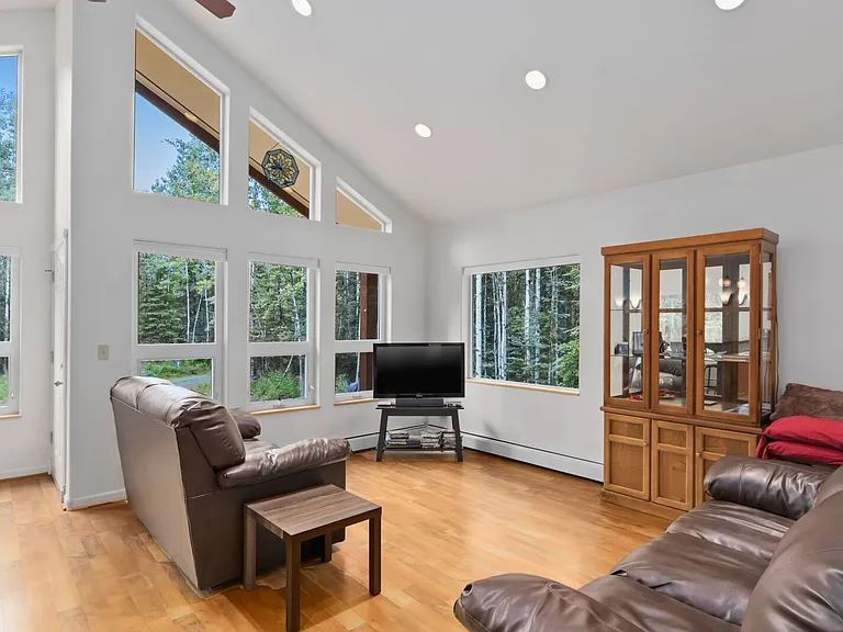 35126 Water Front Way — Photo 5