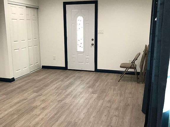 2nd image of 657 Frandale Ave