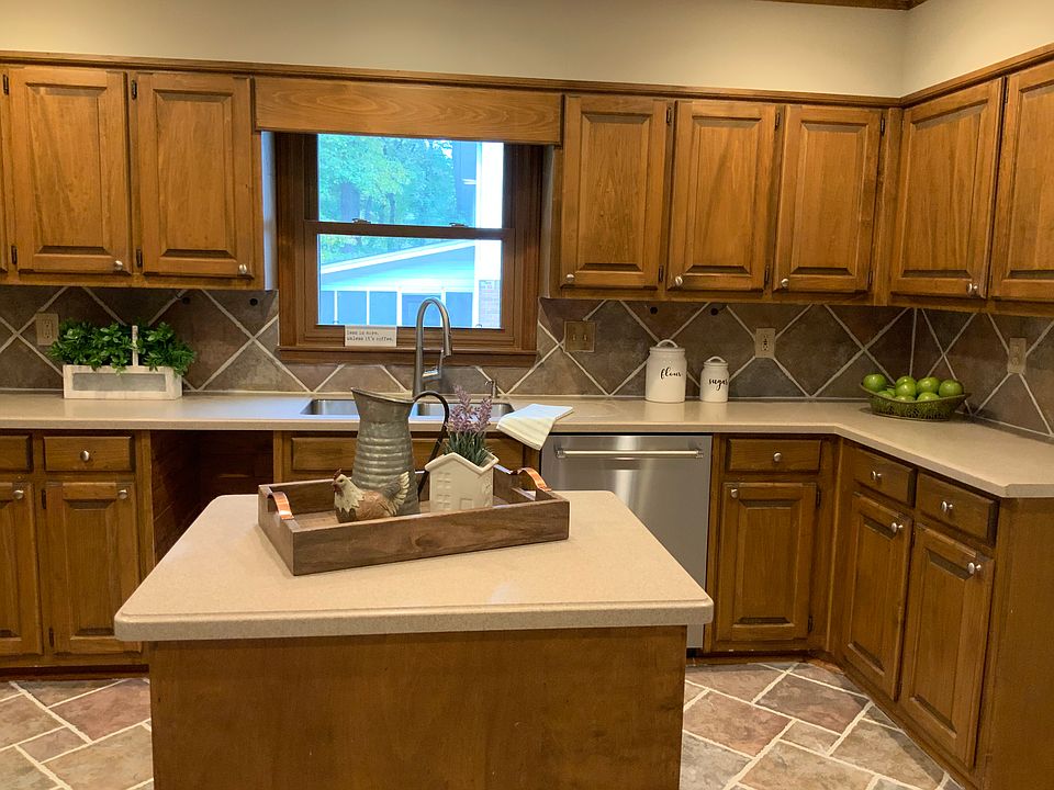 1st image of 3958 Allenhurst Dr