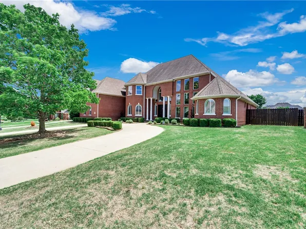 4132 Caerleon Cir, Bentonville, AR 72713