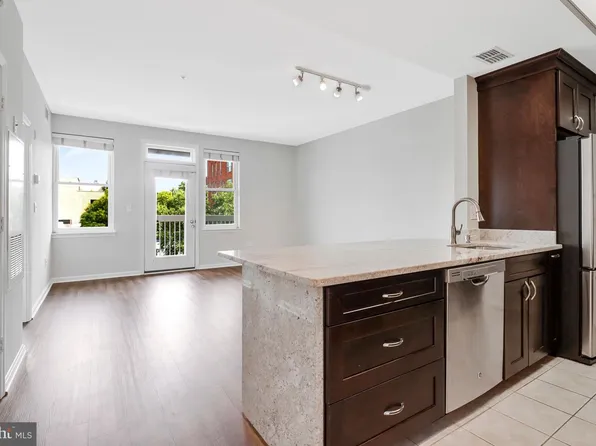 2001 12th St NW APT 316, Washington, DC 20009