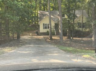 39 Greenbrier Ct, Clayton, NC 27527