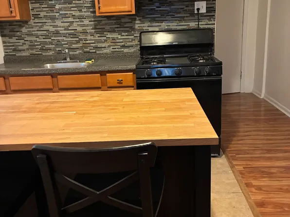 2135 Christian St Floor 2, Philadelphia, PA 19146