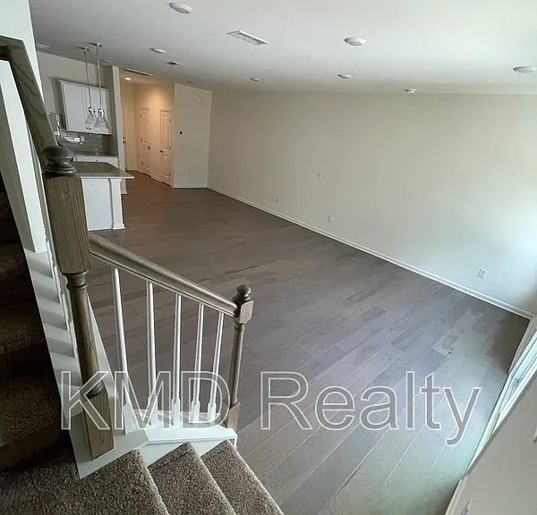 260 Abington St — Photo 4