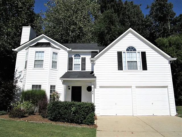 4 bed, 2.5 bath, 2111 sqft, $2,415 — Photo 1