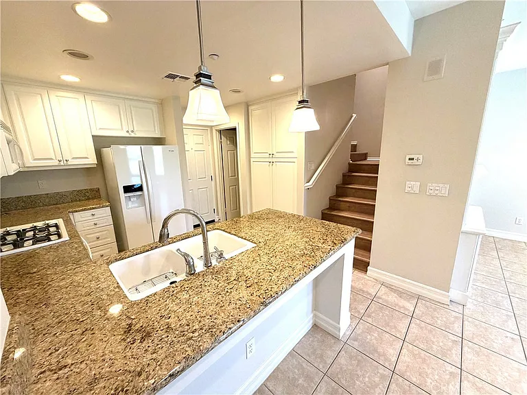108 Calle Campanero — Photo 5