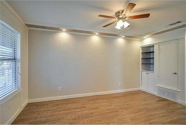 3706 Washburn Ave #B — Photo 6