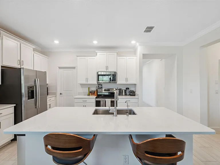 16787 Shell Bay Dr — Photo 9