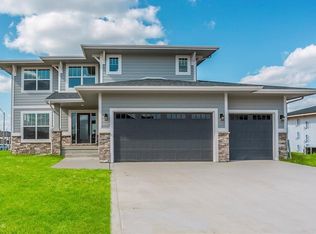 305 NE Wolfpack Dr, Waukee, IA 50263