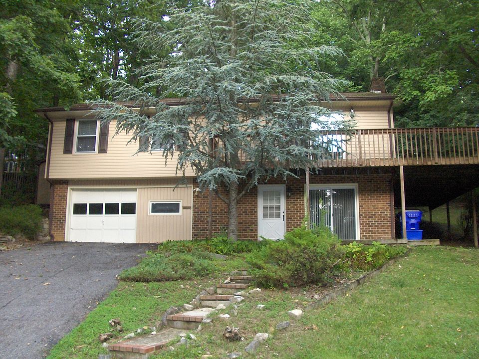 1st image of 1907 Gardenspring Dr
