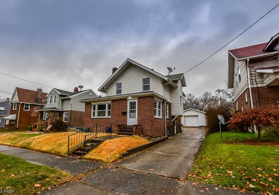 1st image of 599 Lindell St