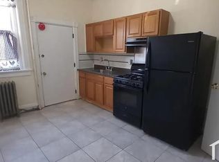 137 Hawthorne Ave #1, Yonkers, NY 10701