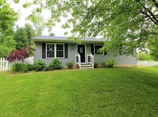 8063 Columbia Hwy, Eaton Rapids, MI 48827