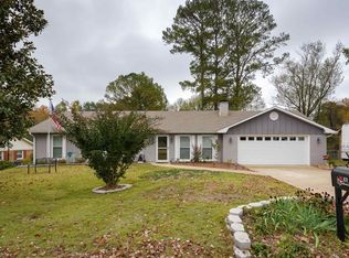 1622 Bridlewood Dr, Florence, AL 35630