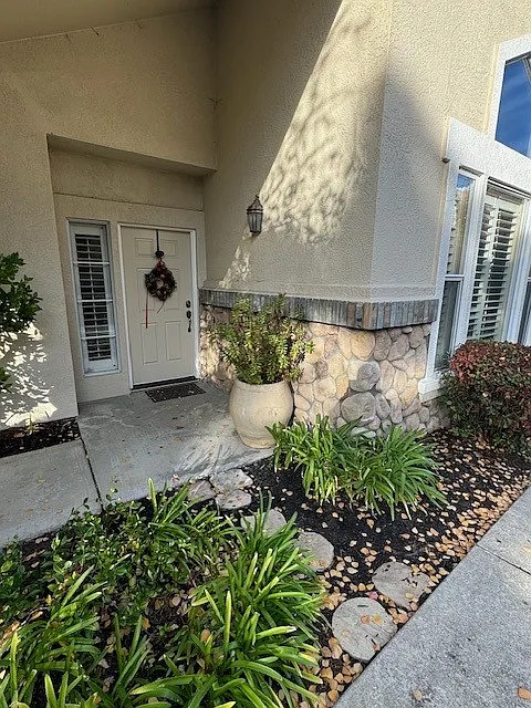 22 Mountain Valley Pl — Photo 2