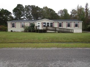 473 Pooshee Plantation Way, Bonneau, SC 29431