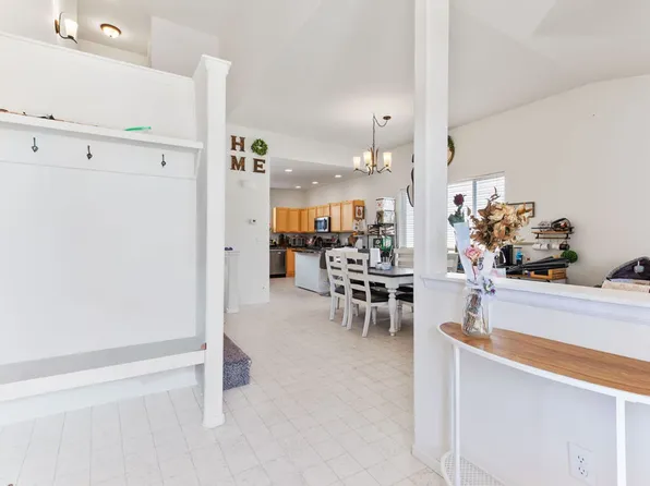 10204 19th St, Greeley, CO 80634