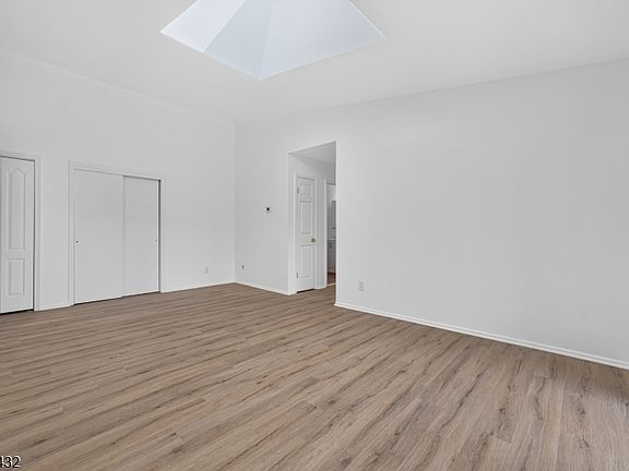 2nd image of 204C Sierra Ct