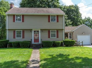 48 E Maple St, Manchester, CT 06040