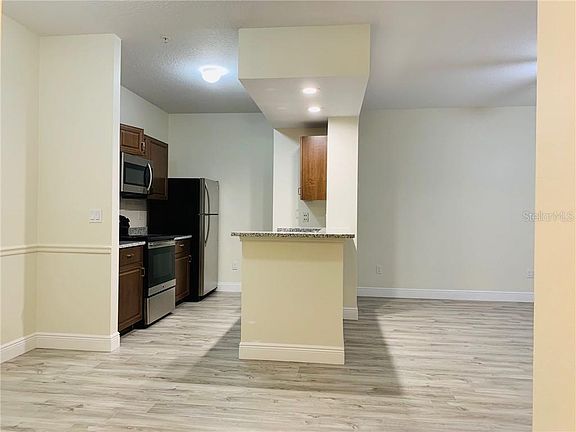 3rd image of 14238 Fredricksburg Dr APT 307
