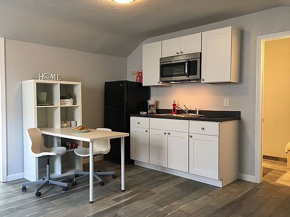 kitchen floor 3