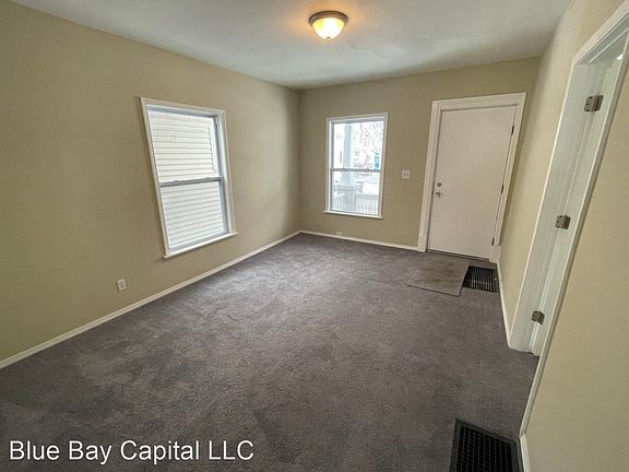2nd image of 1133 Lincoln Ave NW #1