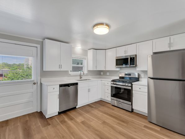 109 N School Ave APT 6