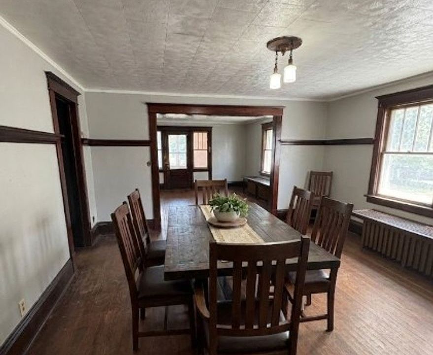 1st image of 703 E Main St #C