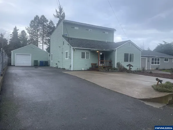 525 Madrona Ave S, Salem, OR 97302