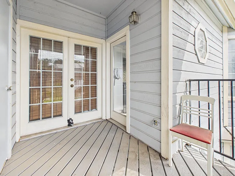 3111 Tom Green St #305 — Photo 22