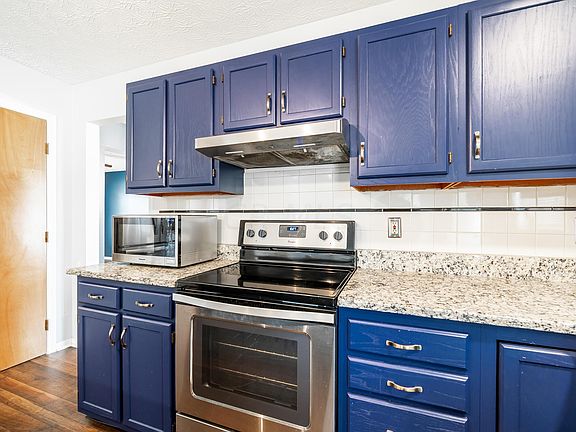 5th image of 5701 Elm Grove Ct