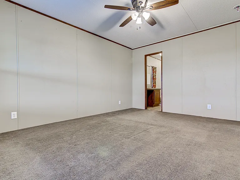 136 Ridgetop Rd — Photo 12