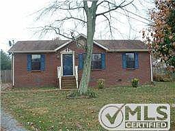1st image of 310 Oakdale Dr