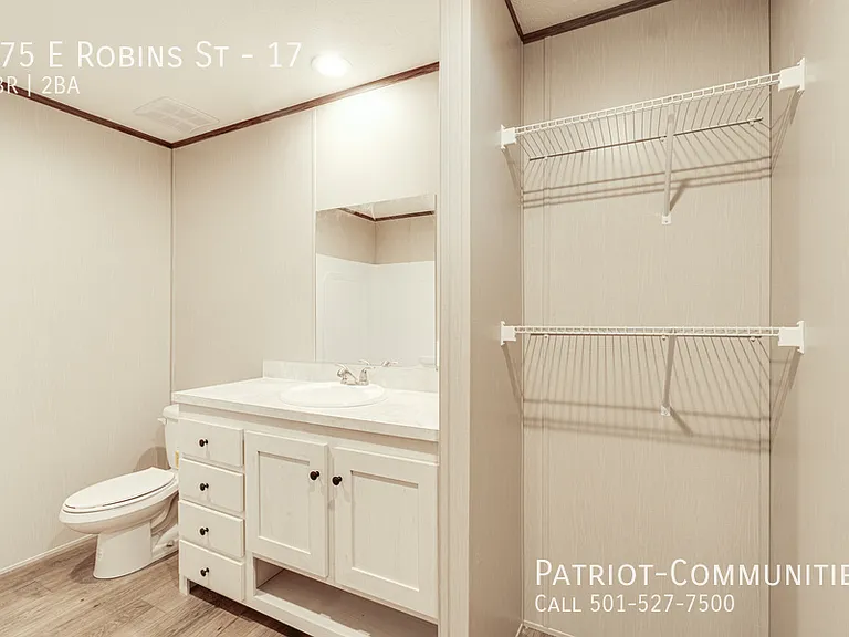 475 E Robins St #17 — Photo 23