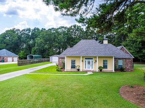 33423 Beverly Dr, Denham Springs, LA 70706