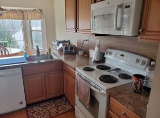 136 N Timber Rd, Southampton, PA 18966