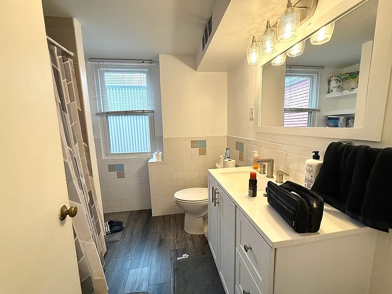 62 School St #2 — Photo 8