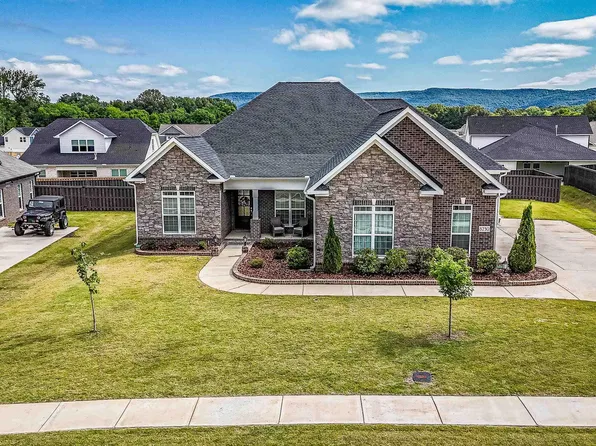 8230 Nantucket Cir, Owens X Rds, AL 35763