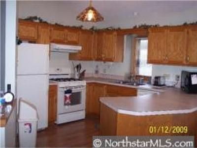 4th image of 400 75th Ave N