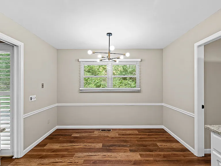 54 Morwood Ln — Photo 14