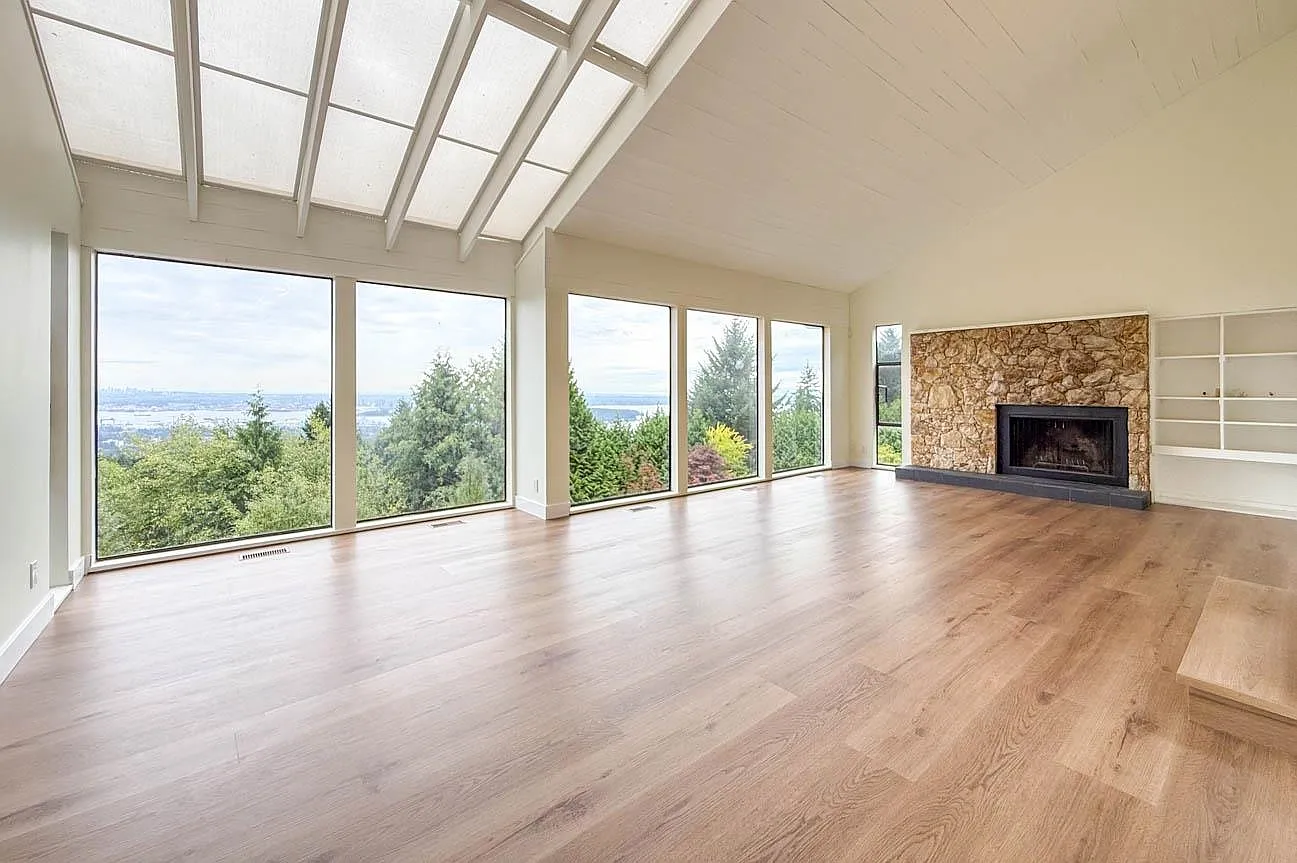 5 bed, 2757 sqft, $8,500 — Photo 1