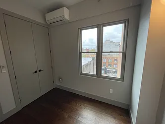 Rented by Reside New York