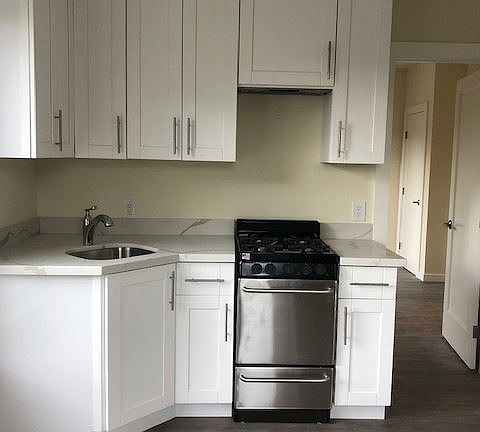 4th image of 405 Kipling St APT 4