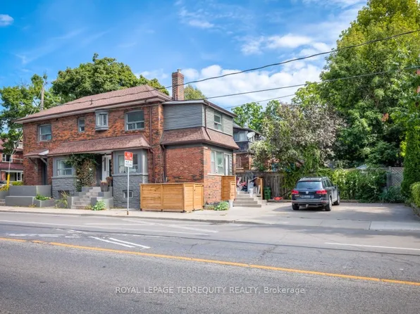 135 Jane St, Toronto, ON