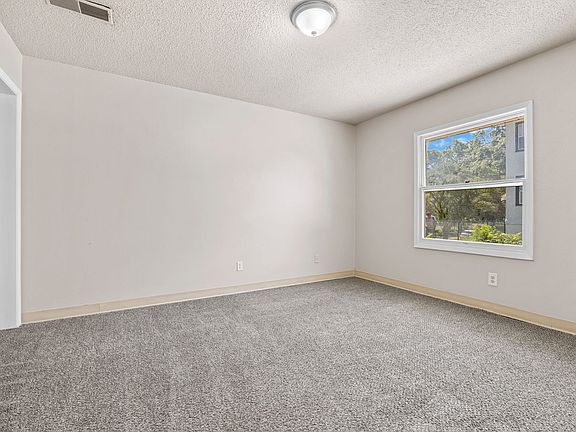 4th image of 1316 22nd St #1322