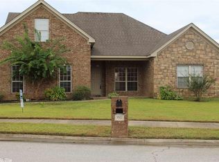 5527 Village Loop, Benton, AR 72019