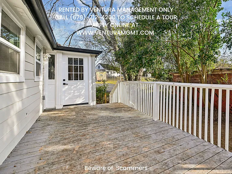 1504 Hardin Ave — Photo 6