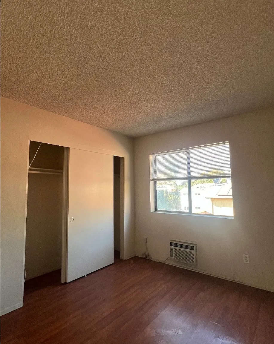1 bed, 550 sqft, $1,950 — Photo 3